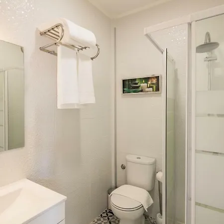 A Francos Burguer Station * פורטו