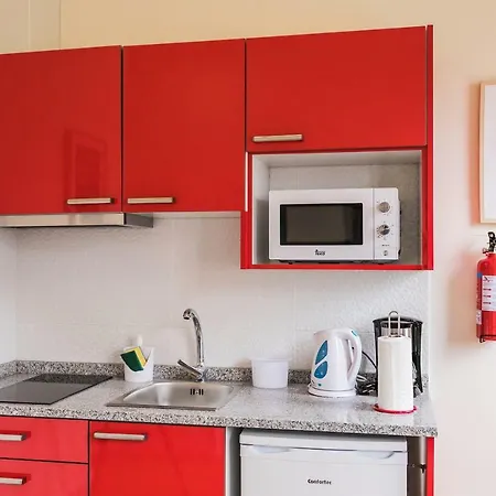 Apartament A Francos Burguer Station *